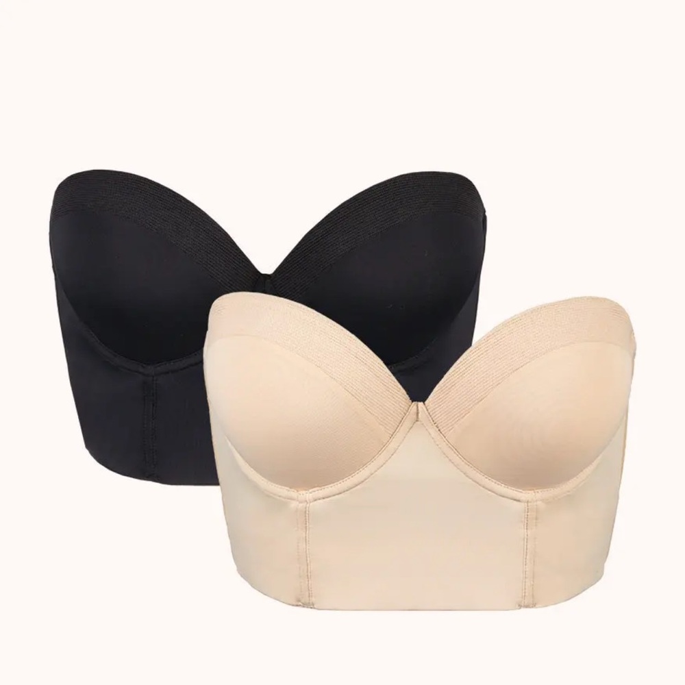 4 pack!!! Elegant Strapless Black and Cream Bra Sets